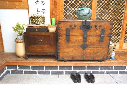 Hostal Gangneongjeon Hanok Stay