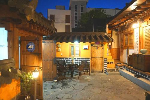 Hostal Gangneongjeon Hanok Stay
