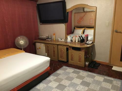 Coin Motel