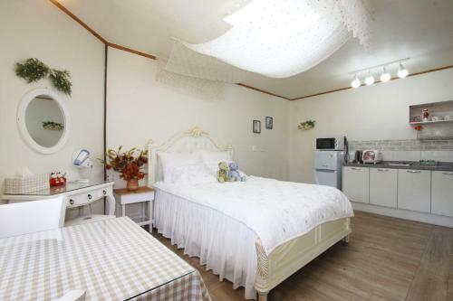 Yellow Star Pension