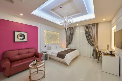 Dubai Hotel