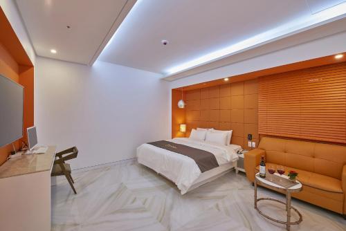 Dubai Hotel