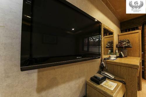 Gunsan River Hill Tourist Hotel