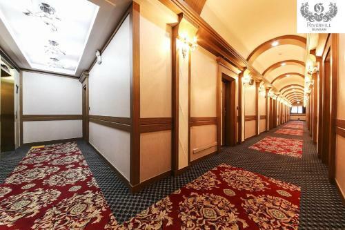 Gunsan River Hill Tourist Hotel