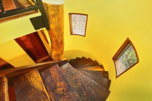 Hostal Tico Adventure Lodge