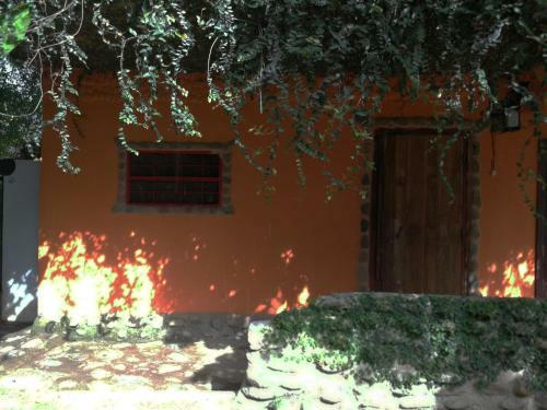 Piramys Hostel And Tours In Dominical