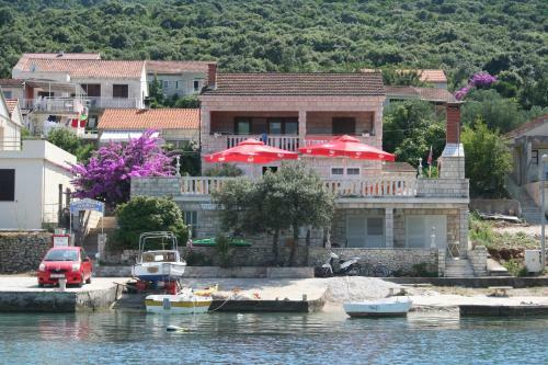 Apartments Villa Baric