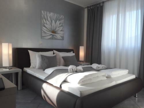 Hostal Garfild Guest House