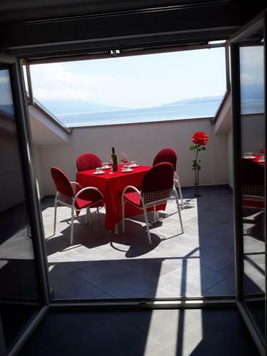 Hostal Garfild Guest House