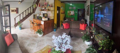 Hostal Pousada Alojaki Hostel
