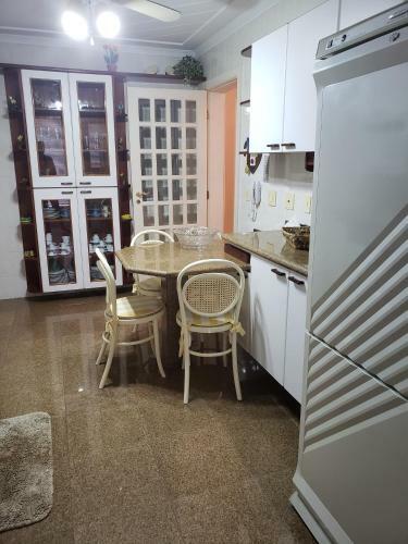 Apartamento Praia Enseada Centro