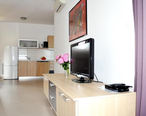 Apartments Crepsa