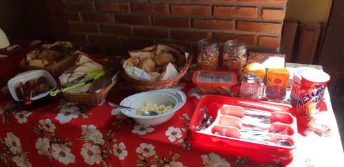 Hostal Varanda Das Orqu�deas Pousada E B&B