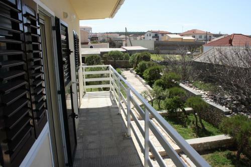 Apartamentos Ku?a Za Odmor Laura