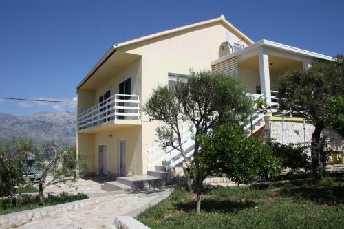 Apartamentos Ku?a Za Odmor Laura