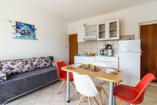 La Bodega Apartments