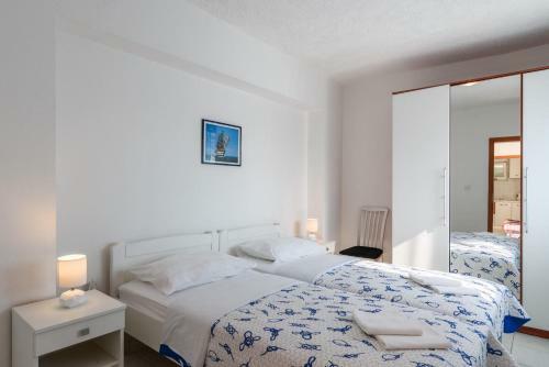La Bodega Apartments