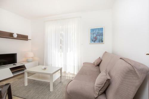 Apartments Alenka