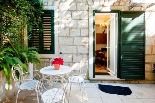 Apartments Sensa