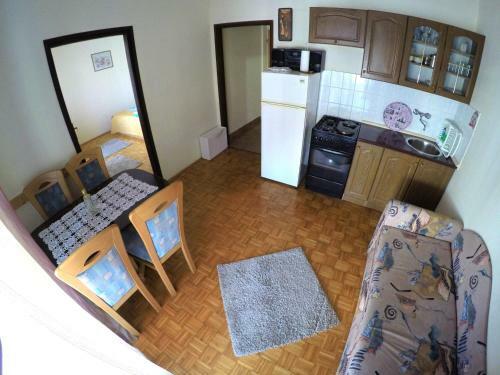 Apartment Repi? Blue