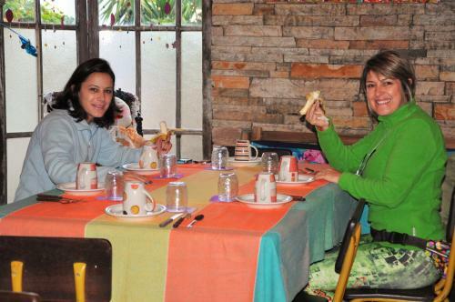 Hostal Chal� de Pedra - Hospedaria E Espa�o Livre