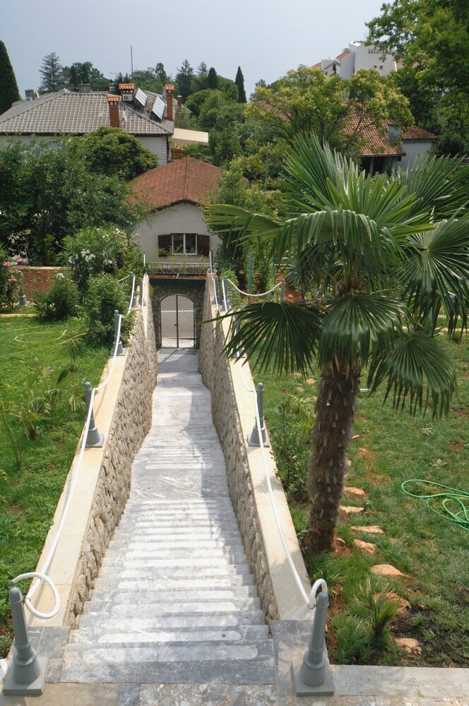 Apartamentos Villa Allegra