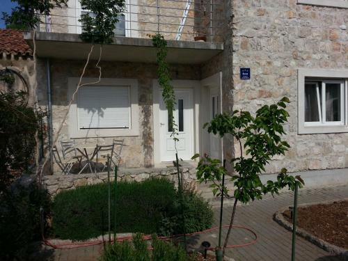 New Studio Apartments Trlaja