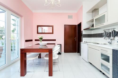 Apartments Sinisa