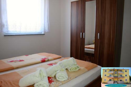Apartamentos Yellow House Pula