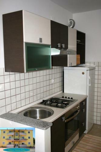 Apartamentos Yellow House Pula