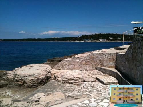 Apartamentos Yellow House Pula