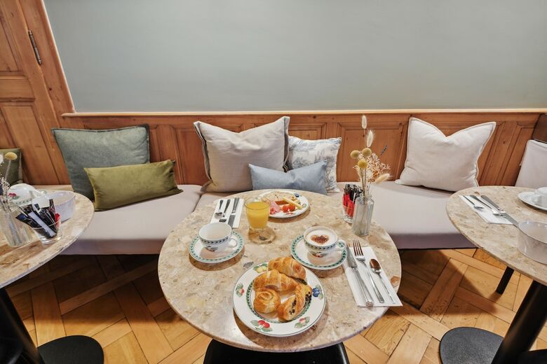 Hotel La Nouvelle Couronne