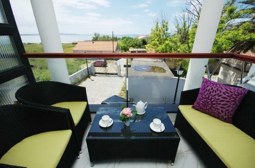 Apartments Victoria Privlaka