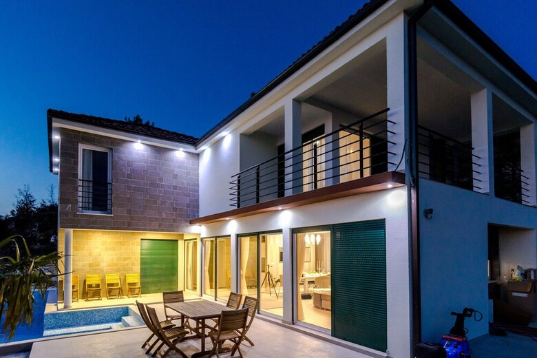 Royal Villa