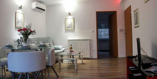 Apartments Sava
