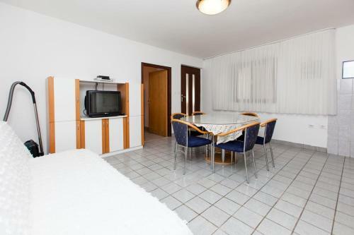 Apartments Sima