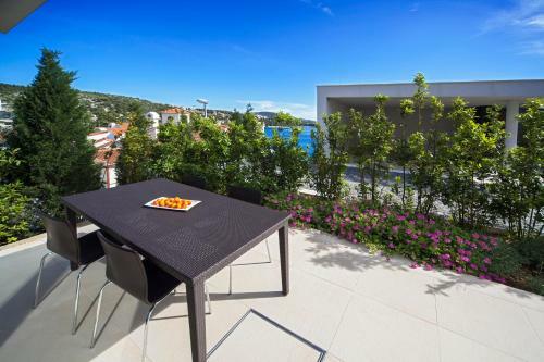 Golden Rays Villas