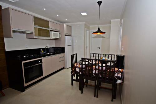 Apartamento Morada Pinheiro 160m Da Praia