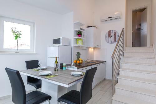 Apartments Gaj 2