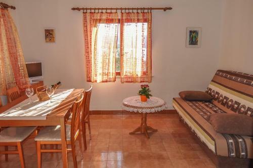 Holiday Home Vrgorac