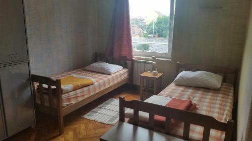 Ravnice Youth Hostel