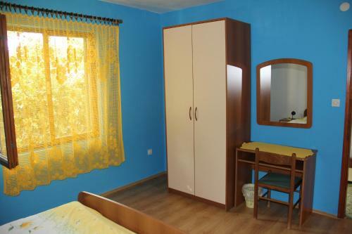 Dada Apartments