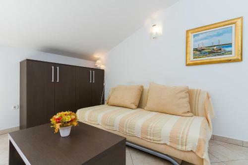 Apartments Vukeli?