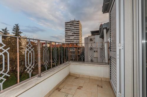 Apartments Ru?i?