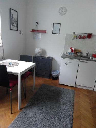 Hostal Rooms Sobe Zg
