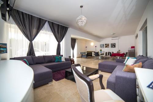 Albergue Holiday Home White House
