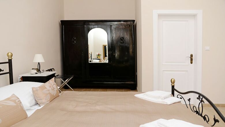 Hostal Flowers Zagreb Downtown