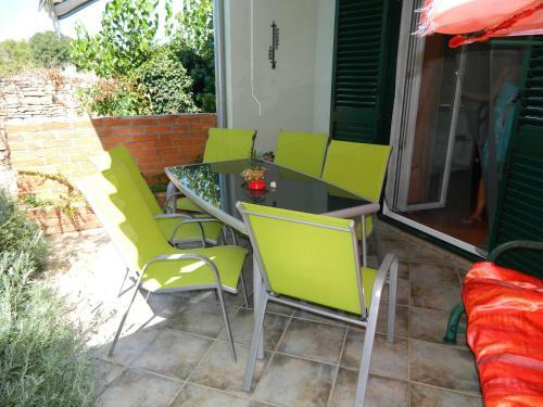 Holiday House Olania