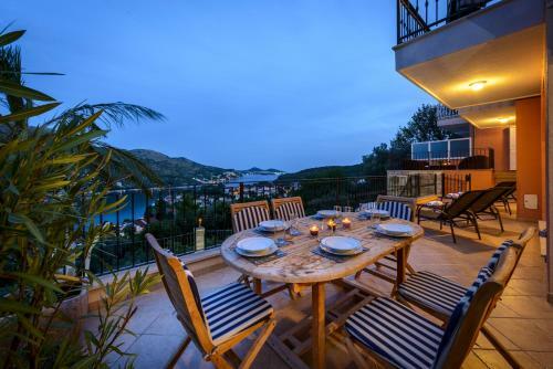 Villa Sana Via
