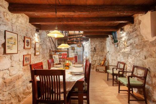 Villa Holiday Home Tisina